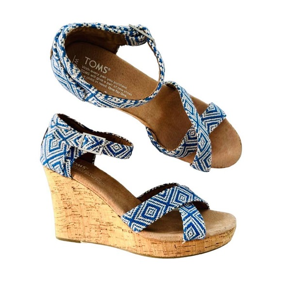 Toms Shoes - Toms Wedge Sandals 8 Ladies Blue White Woven Knit Cork Wedge Ankle Strap